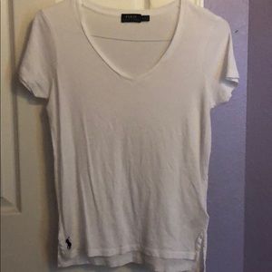 Essential polo Vneck white tee